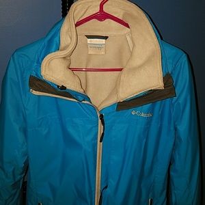 Columbia jacket for snow or rain